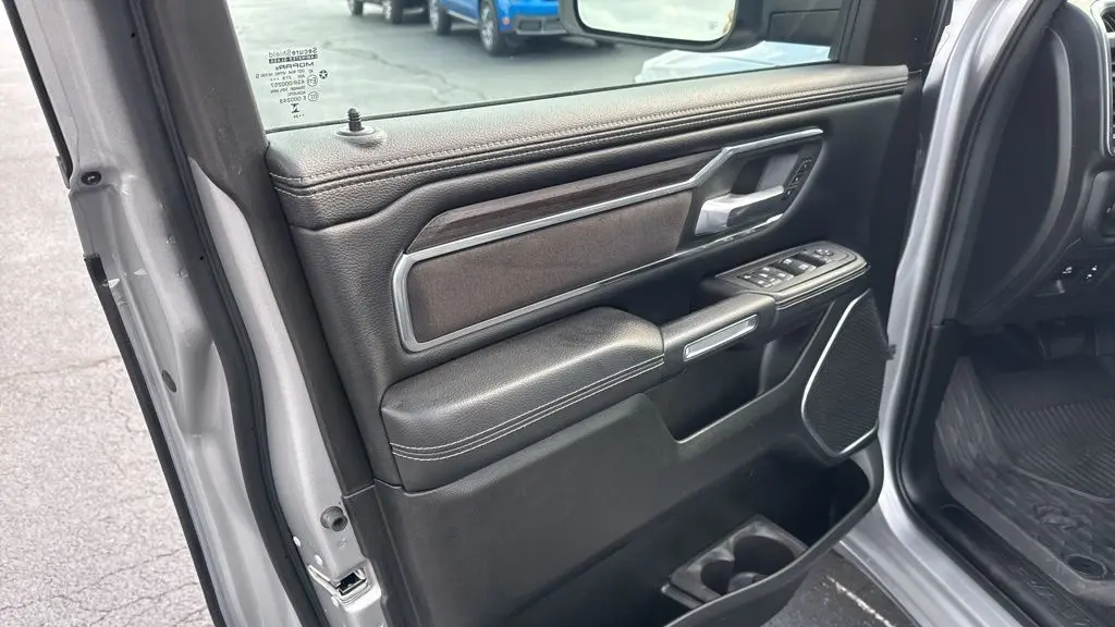 2025 Ram 1500 Laramie
