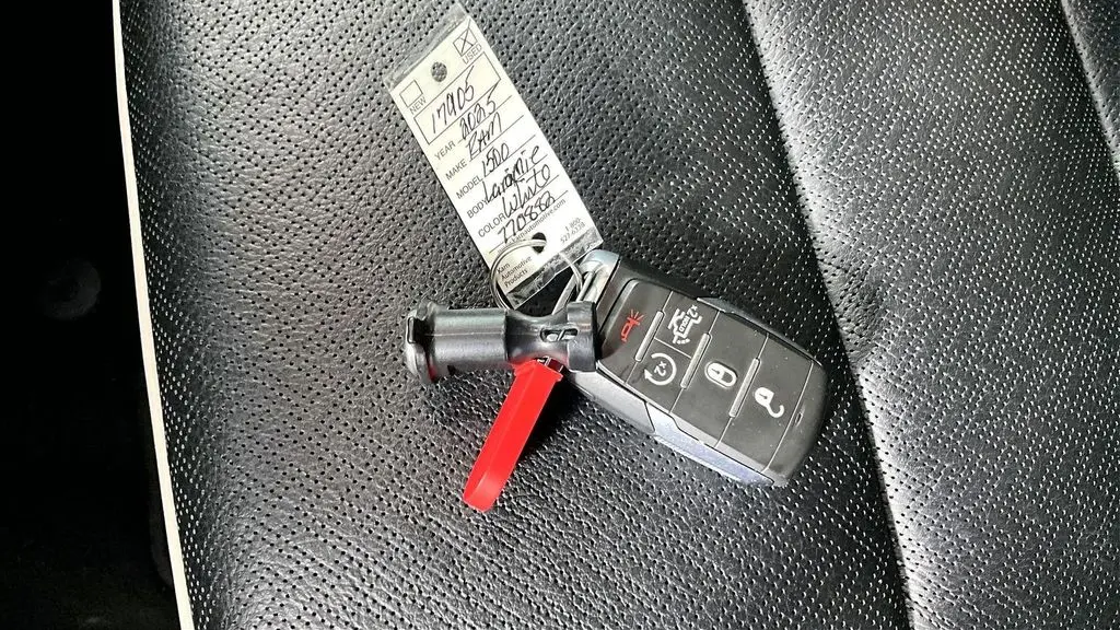 2025 Ram 1500 Laramie