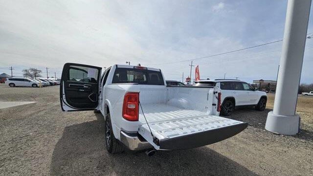 2025 Ram 1500 Laramie