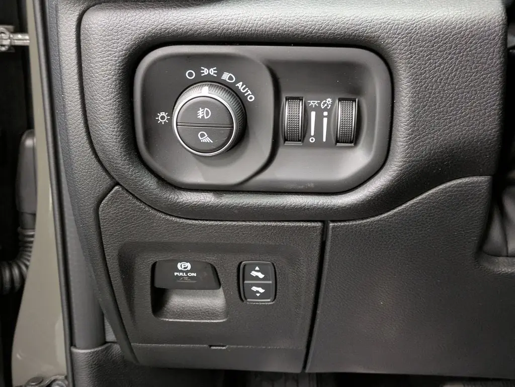 2026 Ram 1500 - $50,359