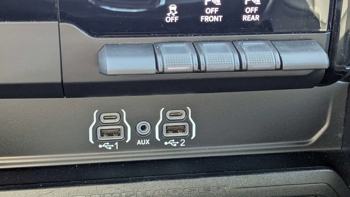 2025 Ram 1500 Laramie