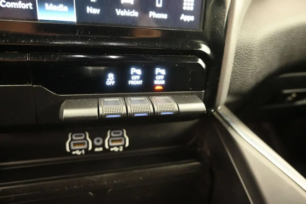 2025 Ram 1500 - $40,880