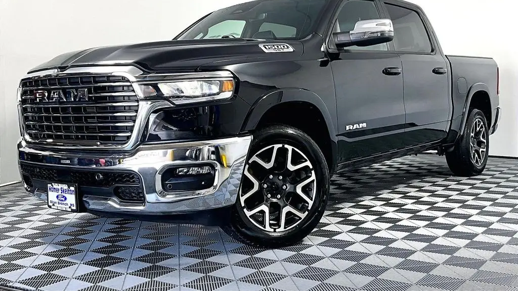 2025 Ram 1500 Laramie