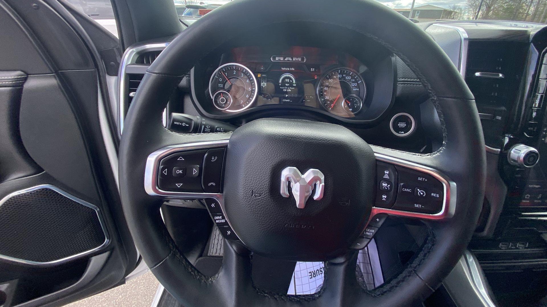 2025 Ram 1500 Laramie
