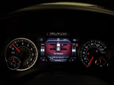 2019 RAM 1500 4X4 Laramie 4DR Crew Cab 5.6 FT. SB Pickup