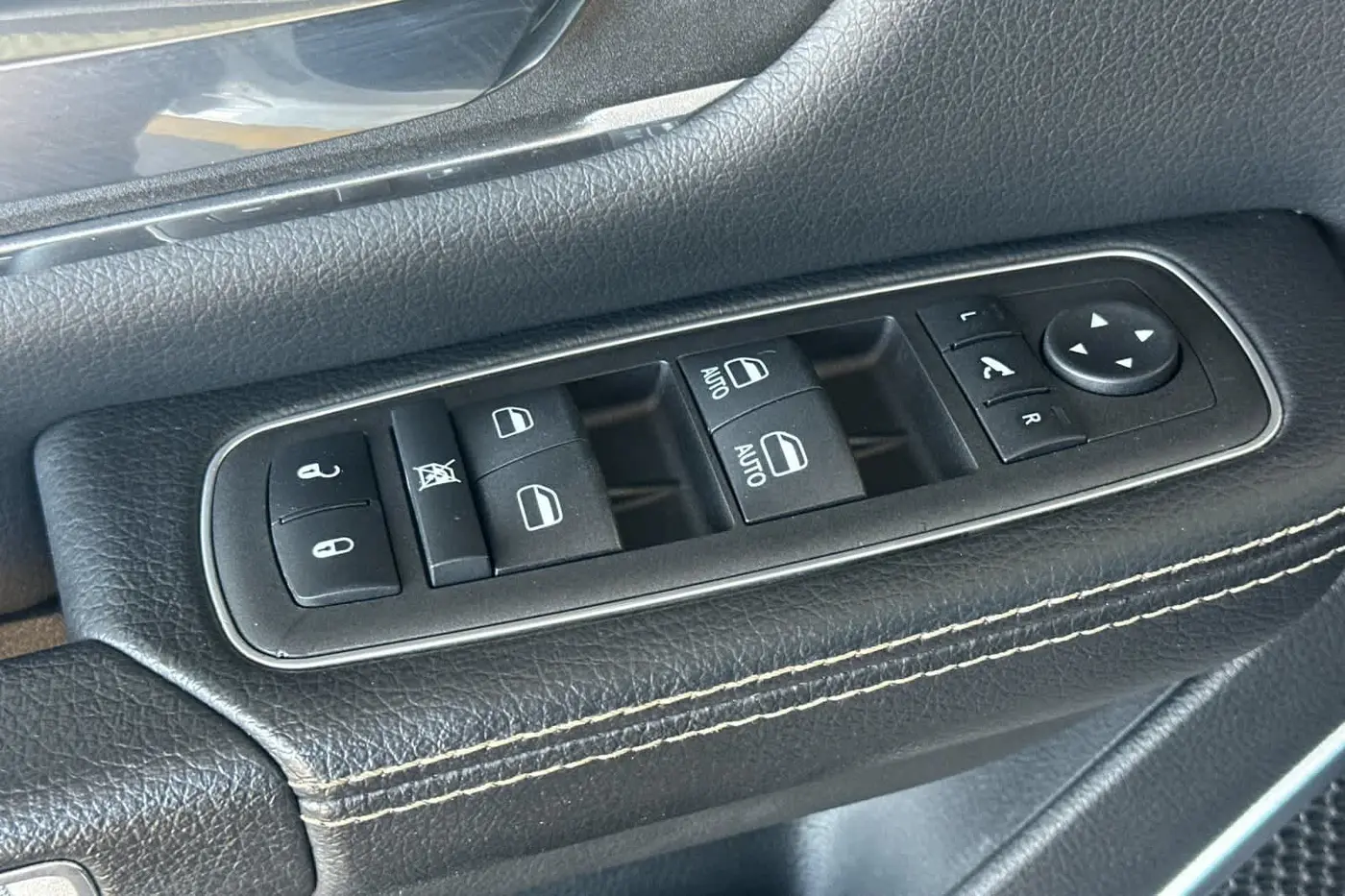 2023 Ram 1500 - $42,804