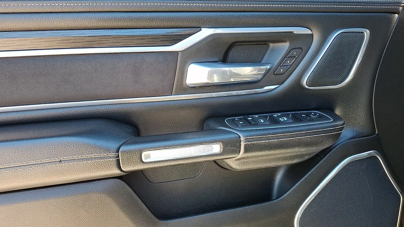 2023 Ram 1500 Laramie