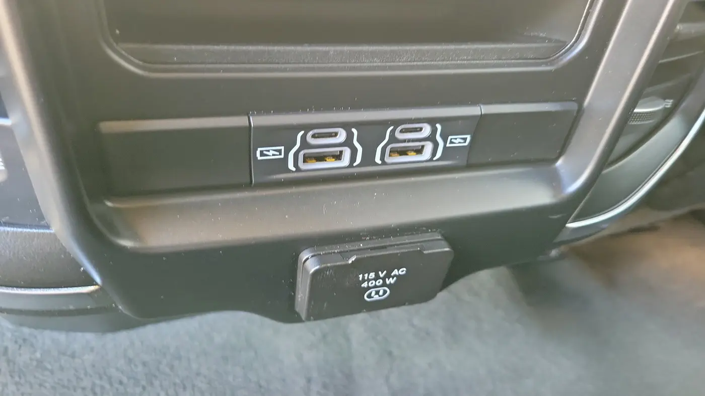 2023 Ram 1500 Laramie