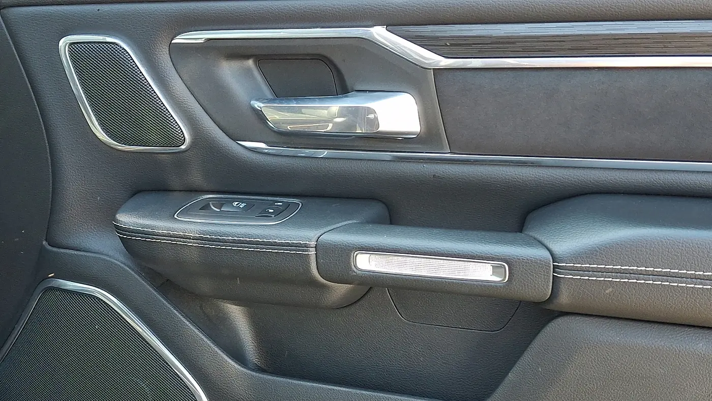 2024 Ram 1500 Laramie