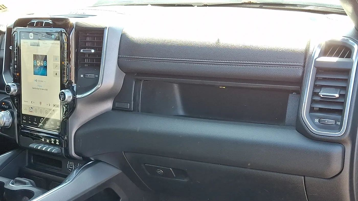 2024 Ram 1500 Laramie
