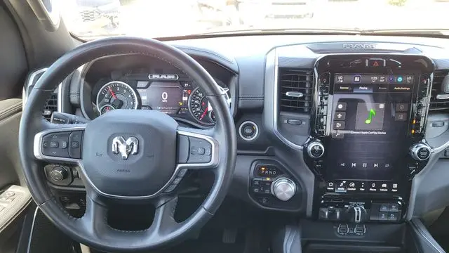 2024 Ram 1500 Laramie