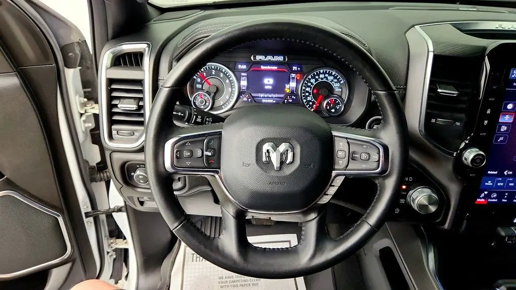 2024 Ram 1500 Laramie