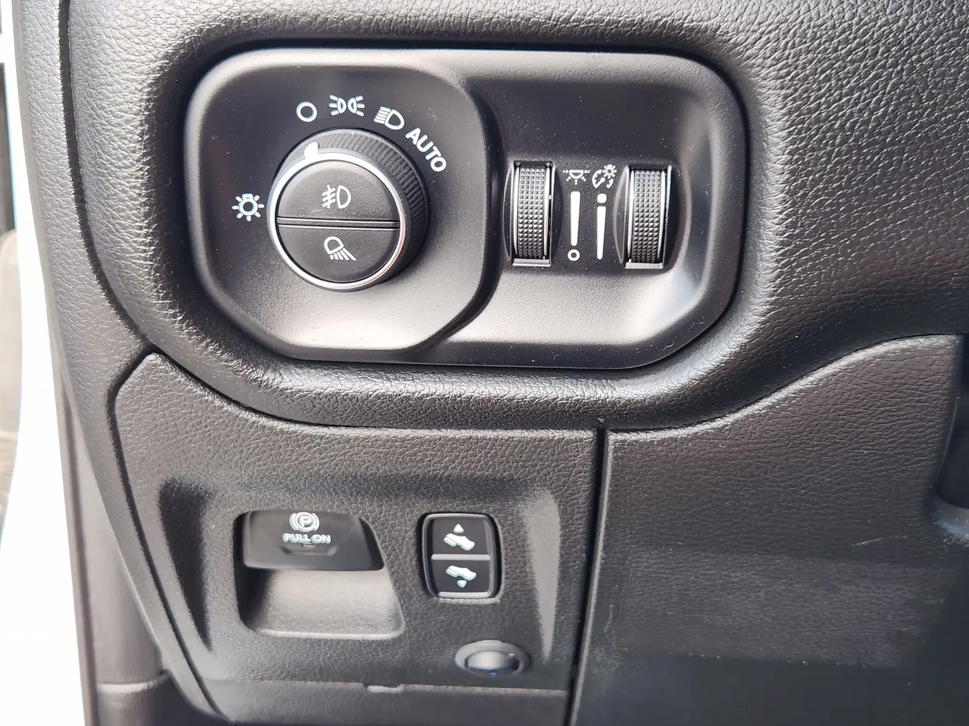 2023 Ram 1500 - $29,908