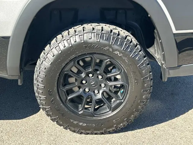2025 Ram 1500 - $44,689