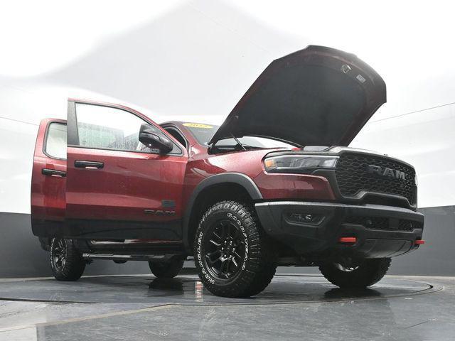 2025 Ram 1500 - $46,306