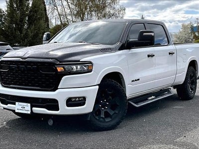 2025 RAM 1500 4X4 Big Horn 4DR Crew Cab 6.4 FT. SB Pickup