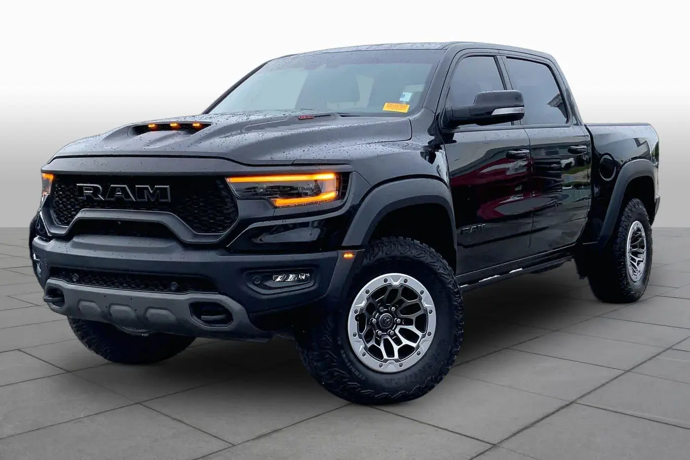 2022 Ram 1500 - $76,549