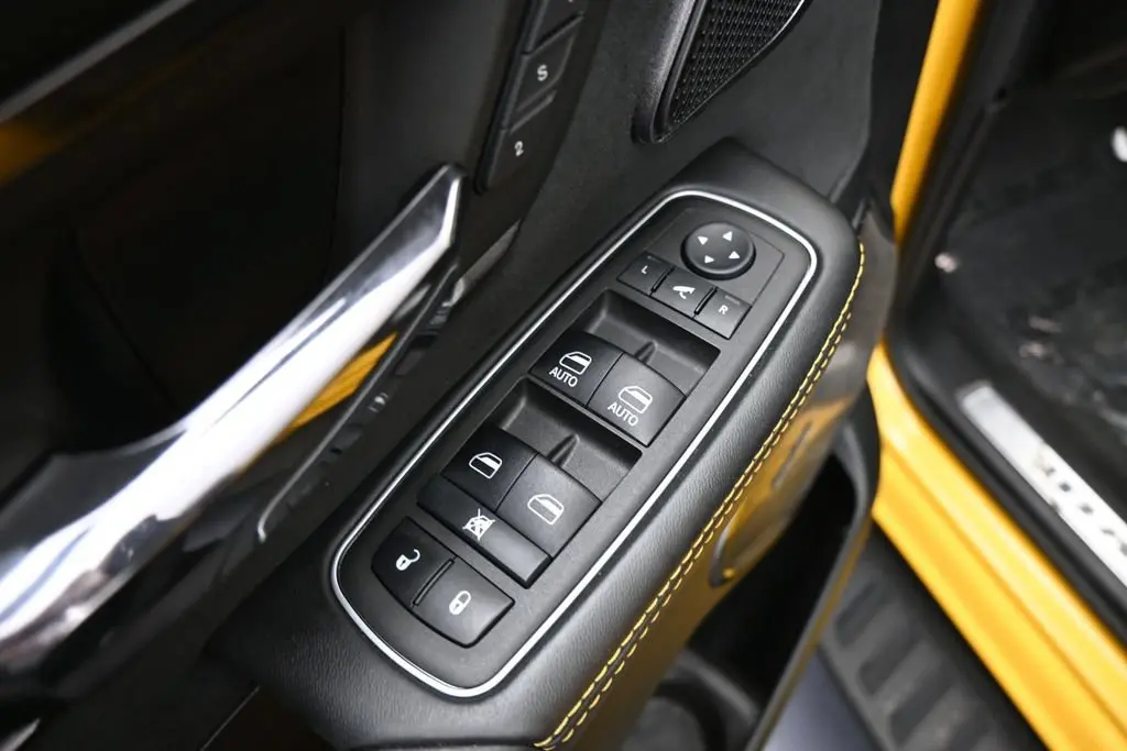 2023 Ram 1500 - $72,981