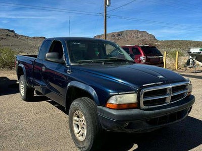 2003 Dodge Dakota 2DR Club Cab Sport 4WD SB