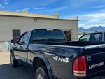2003 Dakota Thumbnail 1
