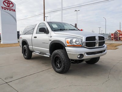 2006 Dodge RAM 1500 SLT 2DR Regular Cab 4WD SB