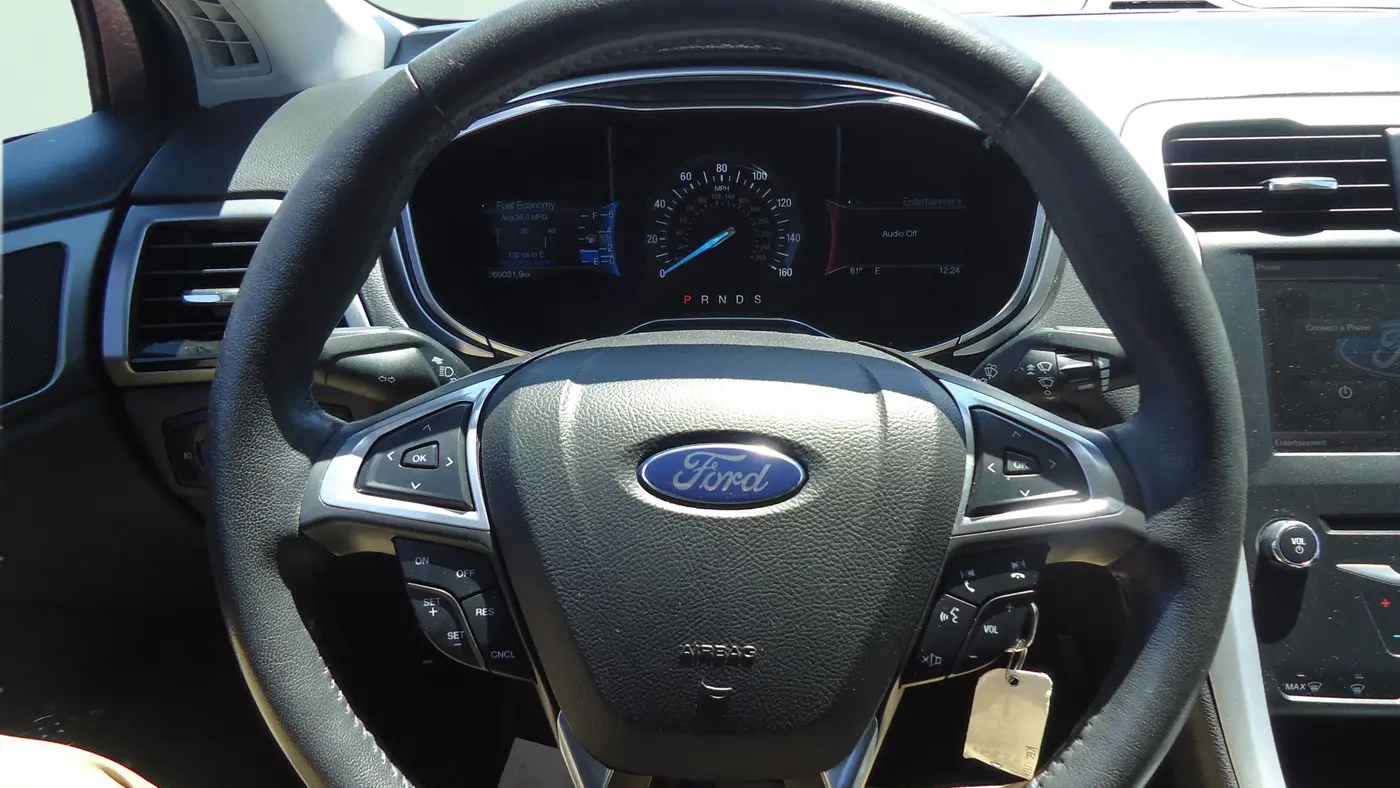 2015 Ford Fusion SE