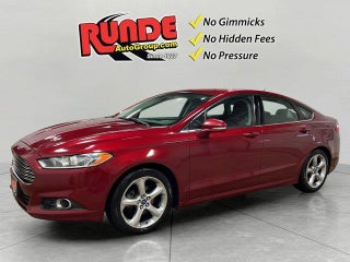 2014 Ford Fusion with Ruby Red Metallic Tinted Clearcoat Exterior