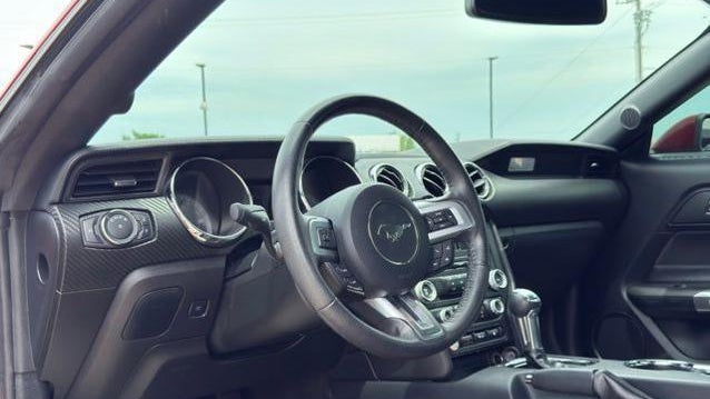 2015 Ford Mustang V6