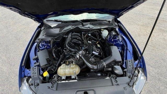 2016 Ford Mustang V6