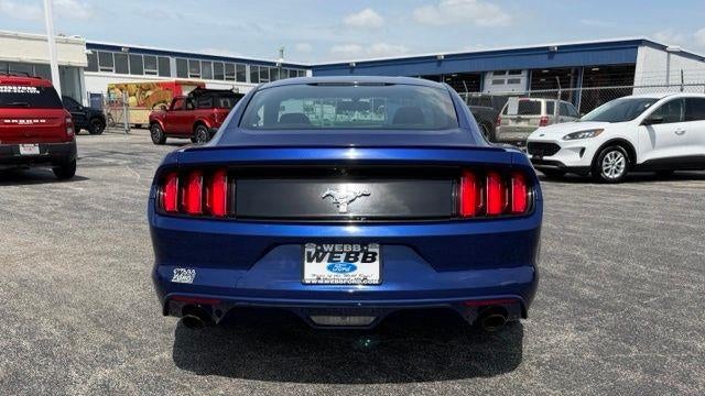 2016 Ford Mustang V6