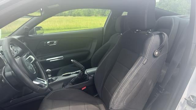 2017 Ford Mustang V6