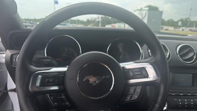 2017 Ford Mustang V6