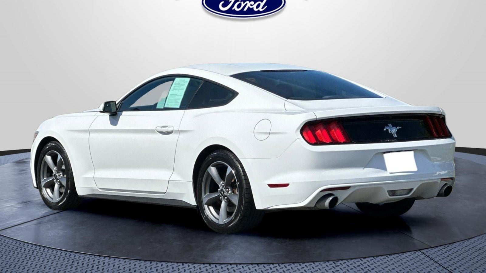 2015 Ford Mustang V6