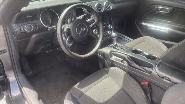 2015 Ford Mustang V6