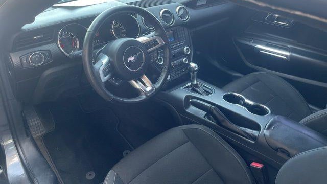 2015 Ford Mustang V6
