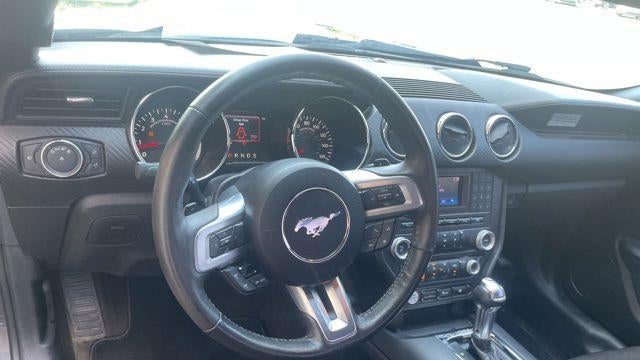 2015 Ford Mustang V6