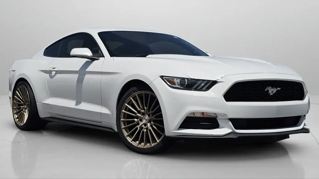2017 Ford Mustang V6