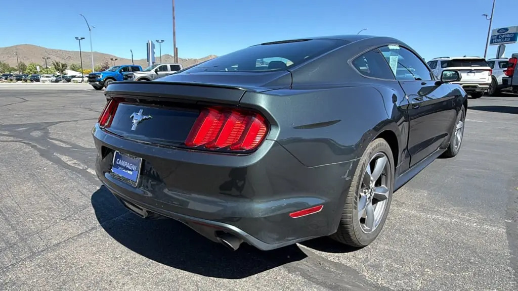 2015 Ford Mustang V6