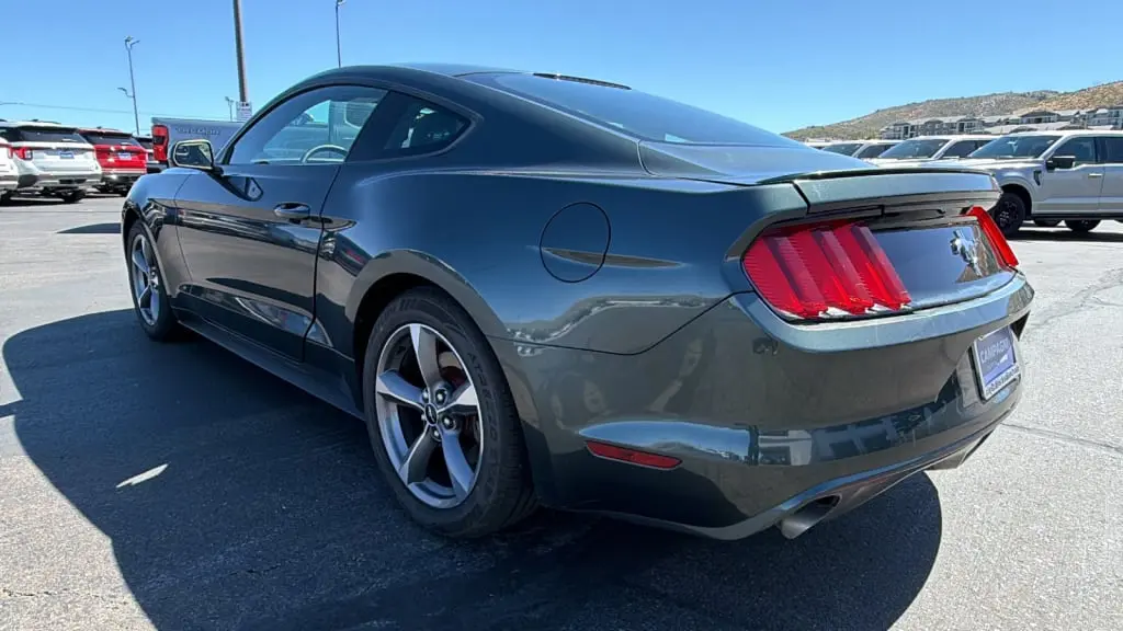 2015 Ford Mustang V6