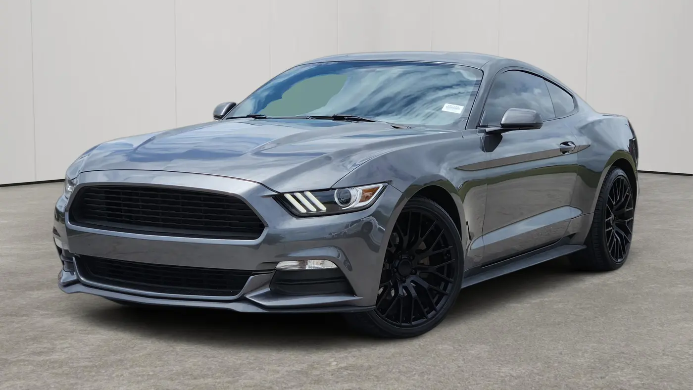 Preowned 2017 Ford Mustang V6 for Sale