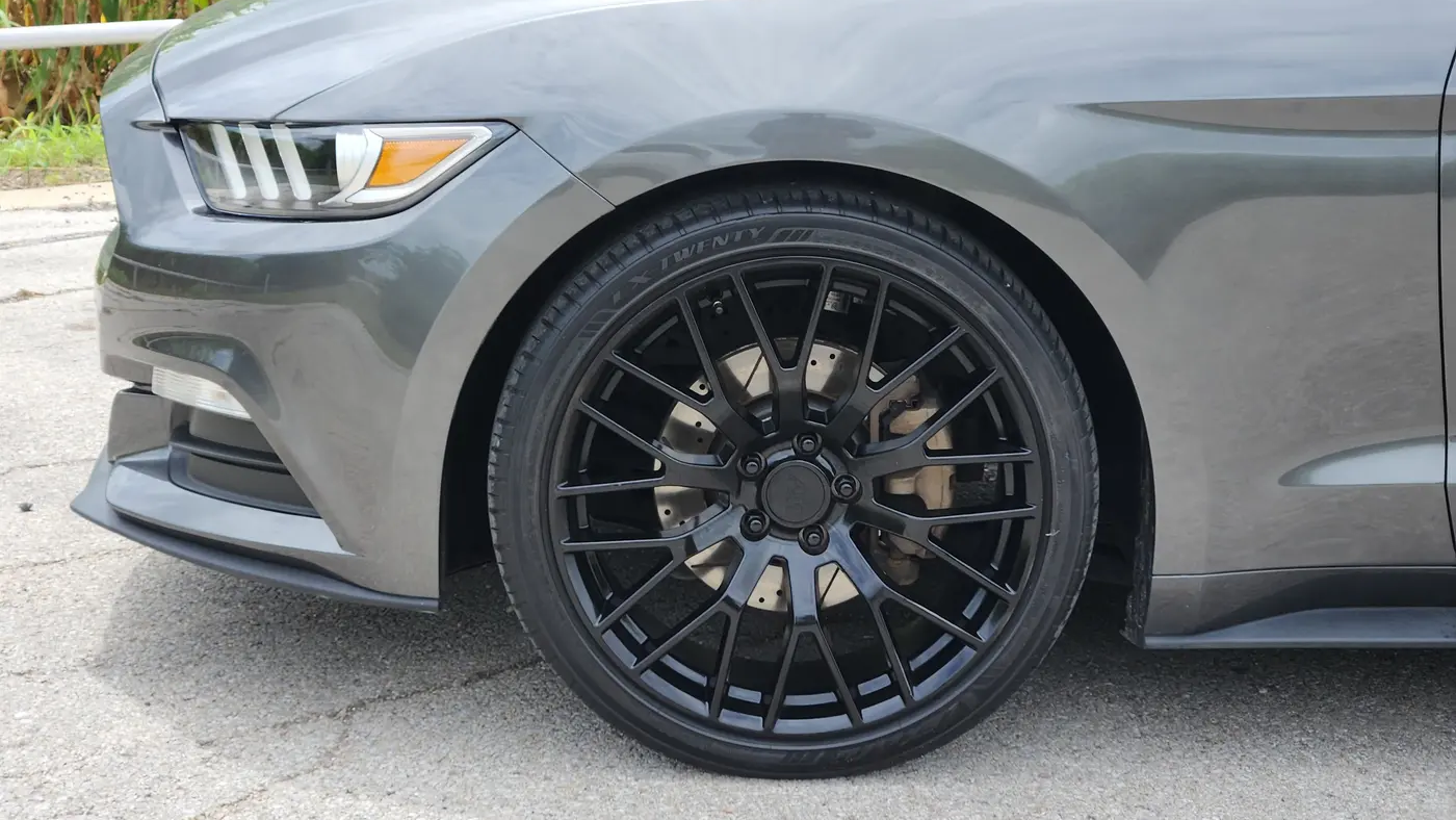 2017 Ford Mustang V6