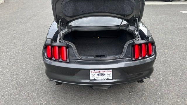 2016 Ford Mustang V6