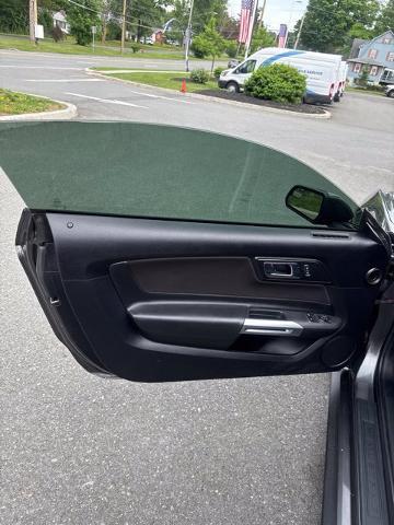 2016 Ford Mustang - $12,750