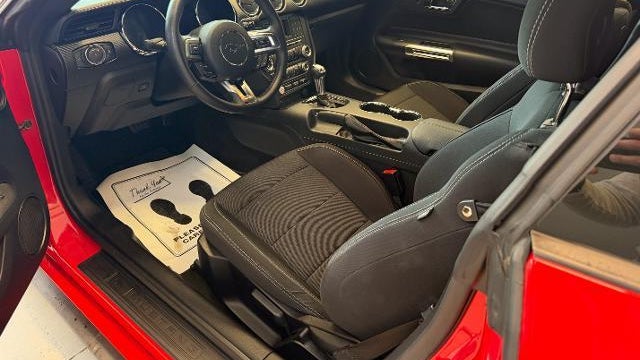 2017 Ford Mustang V6