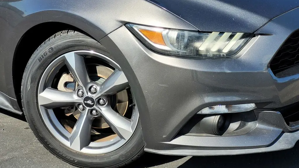 2016 Ford Mustang V6