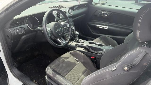 2016 Ford Mustang V6