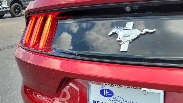 2017 Ford Mustang V6