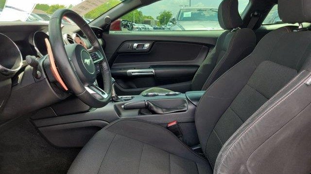 2017 Ford Mustang V6