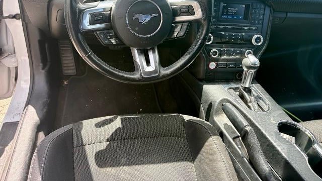 2016 Ford Mustang V6