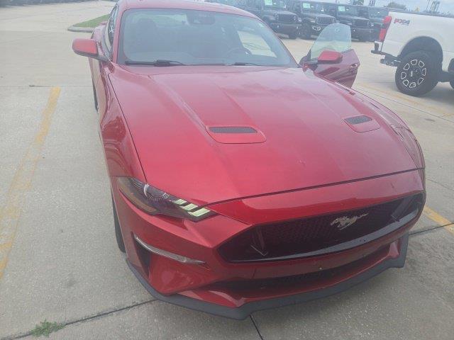 2022 Ford Mustang - $29,995